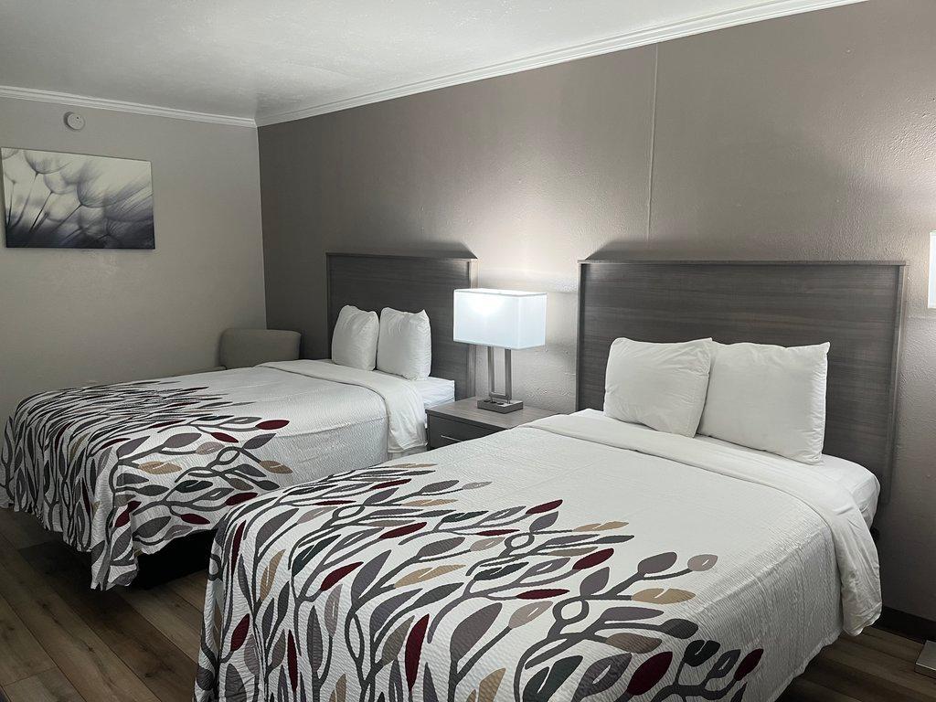 Red Roof Inn Madisonville Extérieur photo