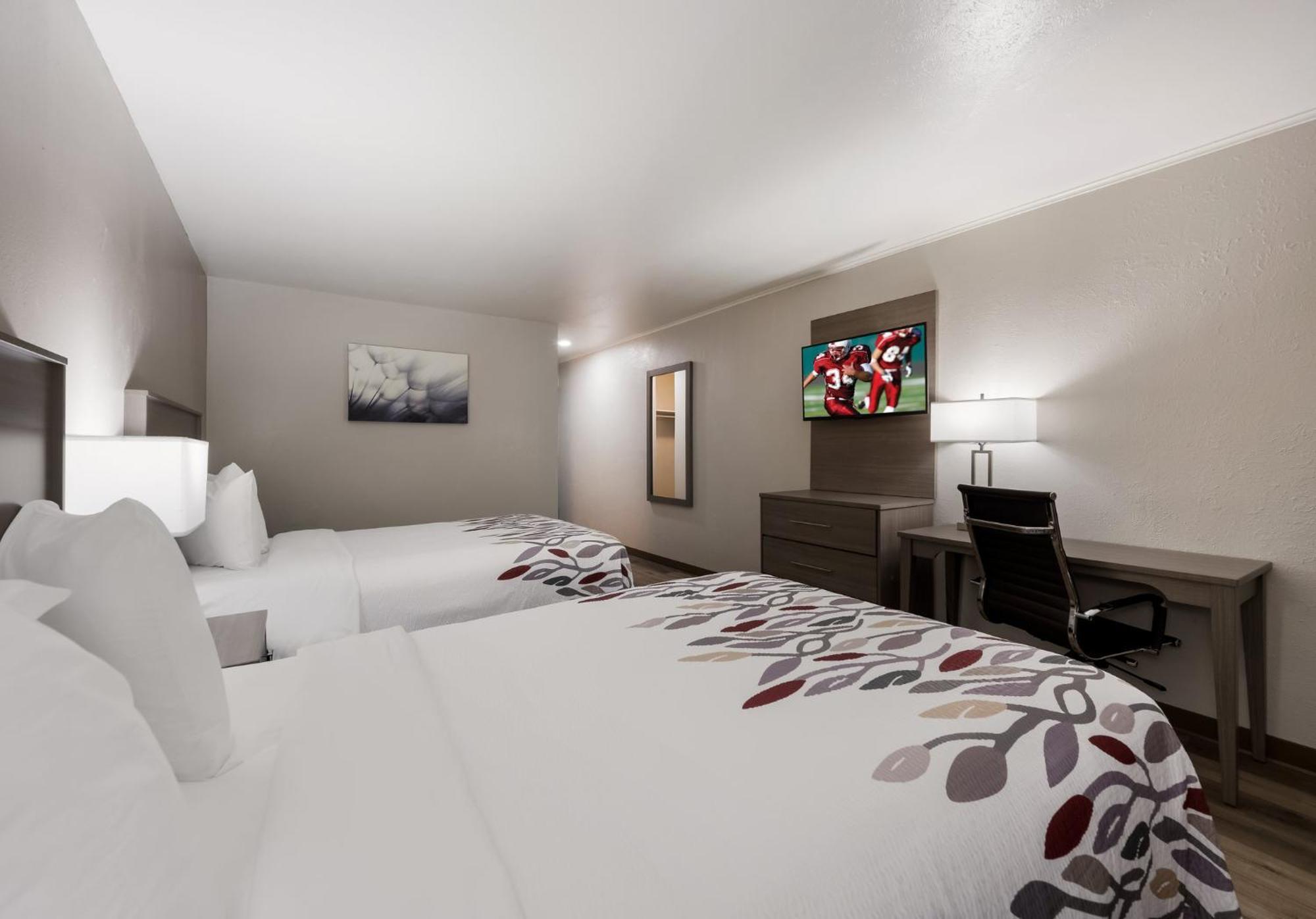 Red Roof Inn Madisonville Extérieur photo