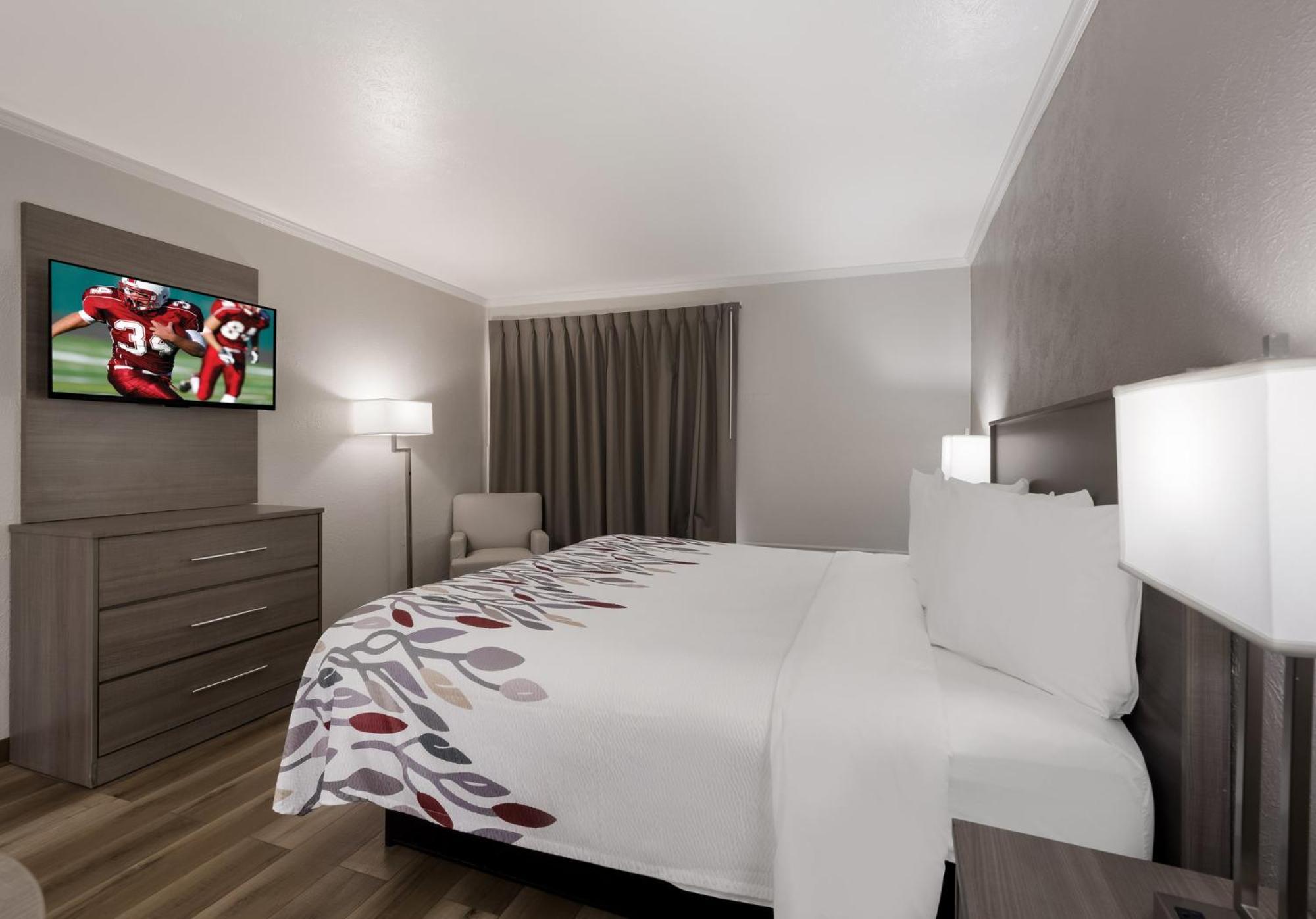 Red Roof Inn Madisonville Extérieur photo
