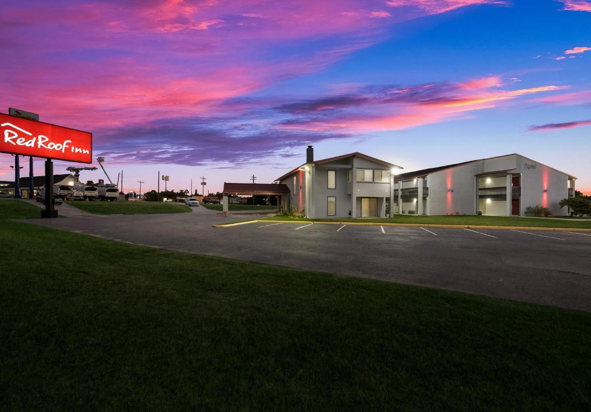Red Roof Inn Madisonville Extérieur photo
